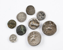 GRIECHEN, Lot zu neun Münzen, darunter exempl. zwei makedonische ...