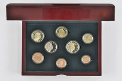 1 Cent bis 2 Euro, 2002, Kursmünzensatz, gekapselt im Ausgabetui mit ...