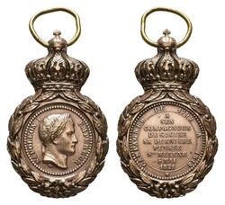 Frankreich, St. Helena-Medaille 1857, Bronze, Bandring verbogen, BWK2 ...