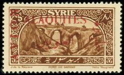 ALAOUITES PA 6b : 3p. brun, surcharge AVION en carmin à gauche, TB ...