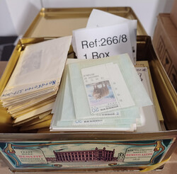 KOREA (NORTH & SOUTH) mainly modern mint sets in packets ideal for ...