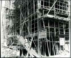 1950s large size press photo (24x20cm) showing construction area in ...