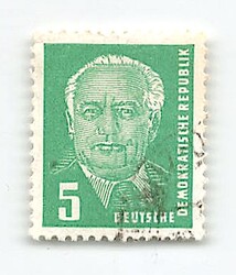 1952, 5 Pf, Präsident Wilhelm Pieck (II), leichte Papiertönung, mit ...