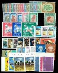 1957/74, Lot mit u.a. Mi.-Nrn. 45, 77-78, 91-106, 122-125 B, 175-177 ...