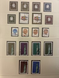Latvia, Used collection 1990–2006 in two albums. Latvia 1992–2006 ...