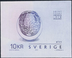 Slania, Sweden, F 2314 (*), 2002 Art of glass and Maori handicrafts ...