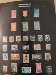 New Zealand, **/*/used. Collection 1936–1980s in large binder incl. ...