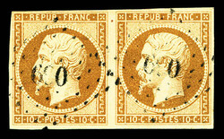 N°9, 10c bistre en paire horizontale, TB (signé Brun/certificat) ...
