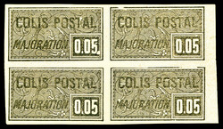 N°23, 5c noir Majoration, épreuve sur papier teinté en bloc de 4. ...