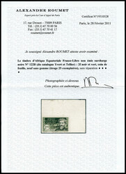 N°120B, 2f vert et vert-clair, coin de feuille, tirage 25 ...