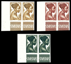 N°208/226, Série complète (sf n°219) en paire non dentelée cdf. ...