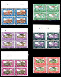 N°3/28, Série complète, les 26 valeurs en blocs de quatre bord de ...