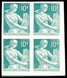 N°1115A essai en vert-gris bloc de 4, TB
