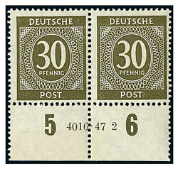 30 Pf. oliv, postfrisches waager. Prachtpaar v. Unterrand mit HAN ...