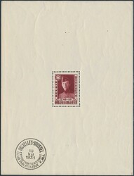 Mi Block 2  1931, Block Phil. Ausstellung, kleine Anhaftung, fast ...