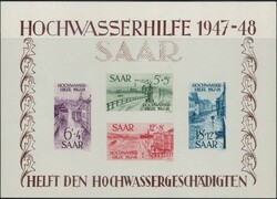 Saargebiet, gehaltvolle Sammlung in Vordruckalbum, die Blockaugaben ...