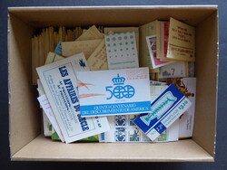 Alle Welt, Kistchen mit ca. 250 MarkenheftchenAutomatically generated ...