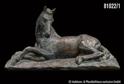 Bronze Fohlen, dunkel patiniert, über rechteckiger naturalistisch ...