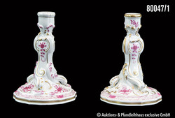 Meissen 2 Kerzenleuchter "Indisch Purpur", Porzellan, Goldstaffage, ...