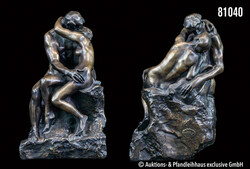 Nach Auguste Rodin "Der Kuss", Bronze, dunkel patiniert, verso ...