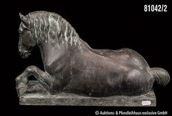 Carl Baum (1892-1966) Liegendes Pferd/ Kaltblut, Bronze, grün ...