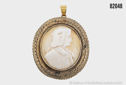 Goldanhänger ca. 660 GG (ca. 16 Karat), mit einer schönen antiken ...