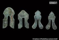 Jüdische Instrumente zur Beschneidung, Schutzschilde in Lyraform, ...