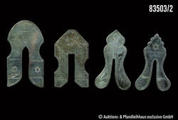 Jüdische Instrumente zur Beschneidung, Schutzschilde in Lyraform, ...