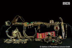 Konv. Orientalika, überwiegend Schmuck, Waffen, überwiegend Metall, ...