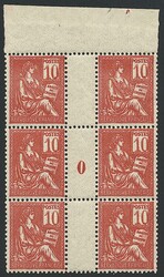 2565: France - Unit with gutter