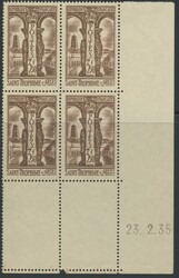 2565: France - Unit with printing date