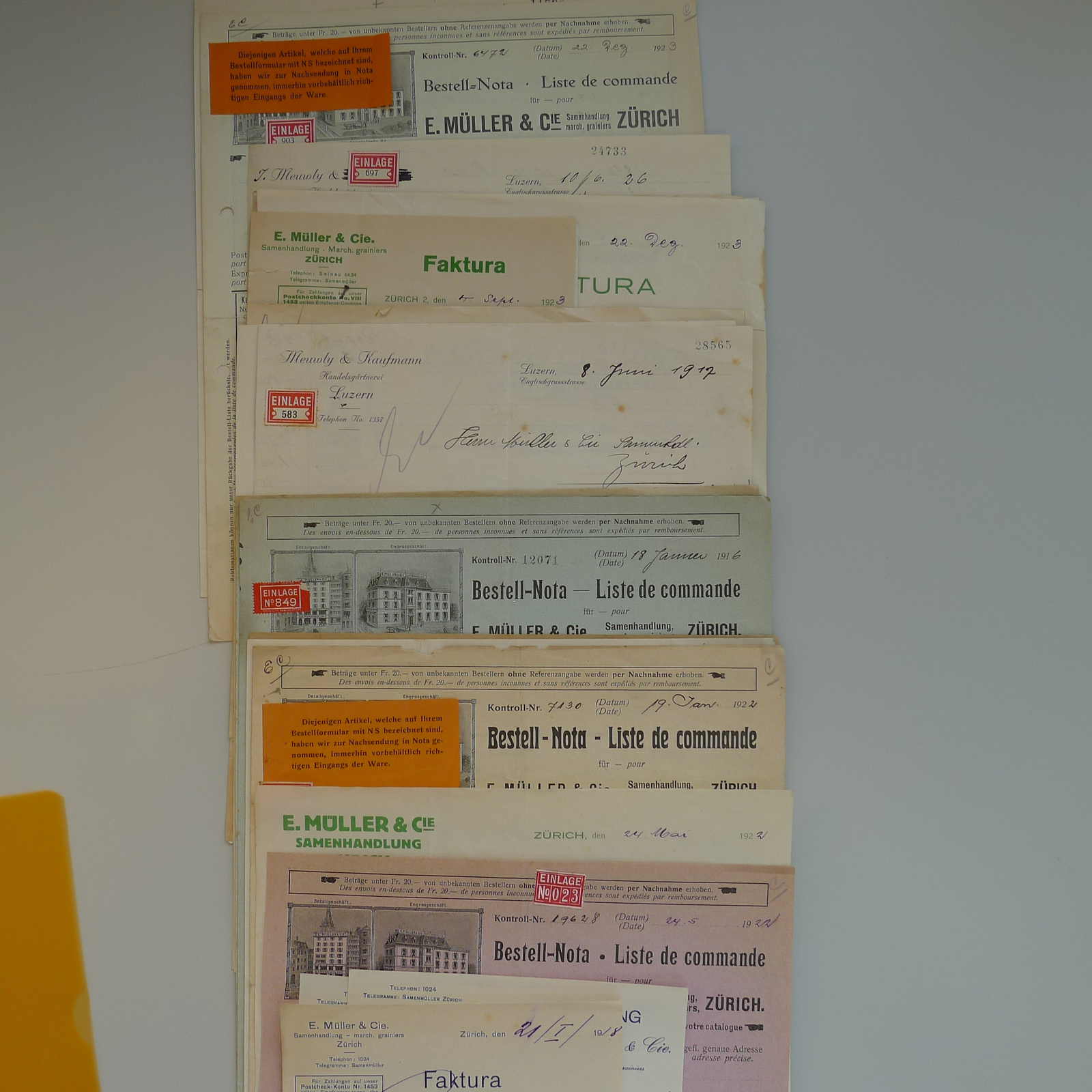 Image 25 for lot number 0004100098 for Luzernerraute Webshop 