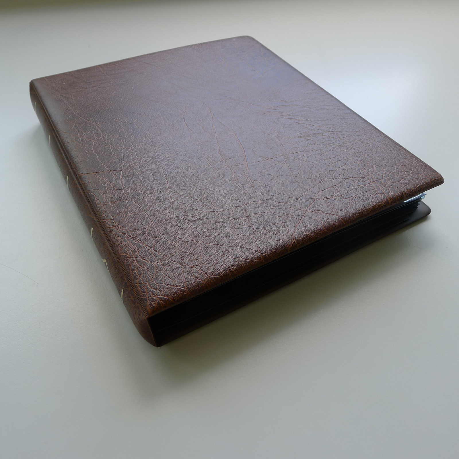 Image 1 for lot number 0004102594 for Luzernerraute Webshop 