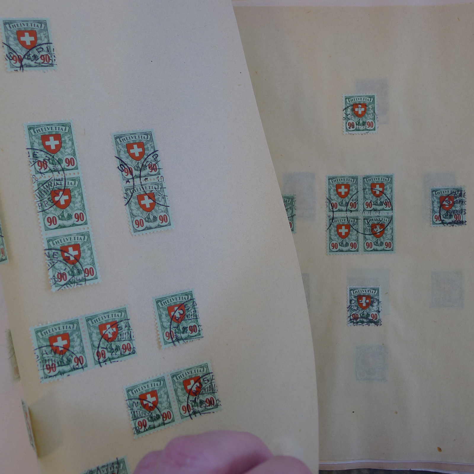 Image 37 for lot number 0004103465 for Luzernerraute Webshop 