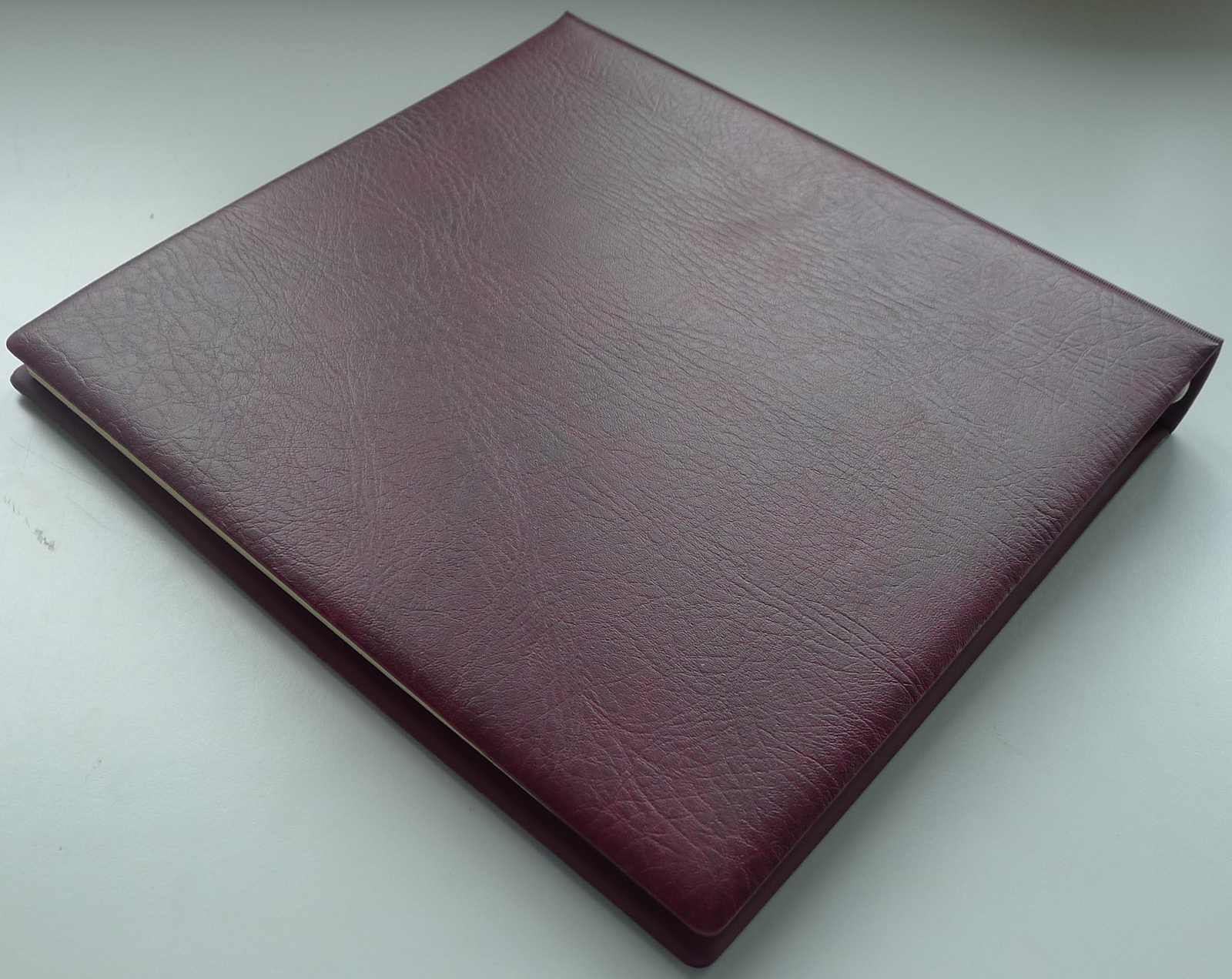 Image 17 for lot number 0004401232 for Luzernerraute Webshop 