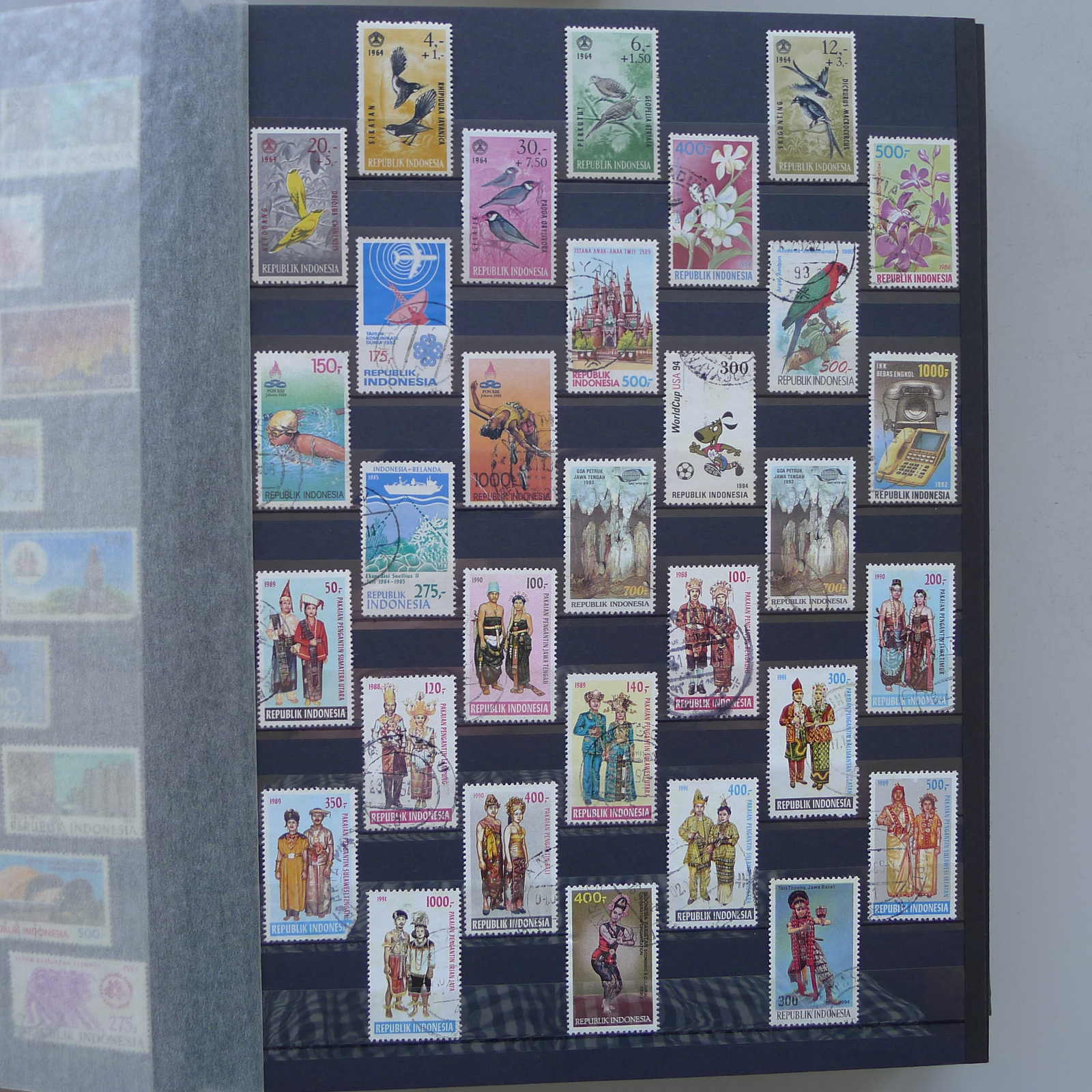 Image 13 for lot number 0004402423 for Luzernerraute Webshop 