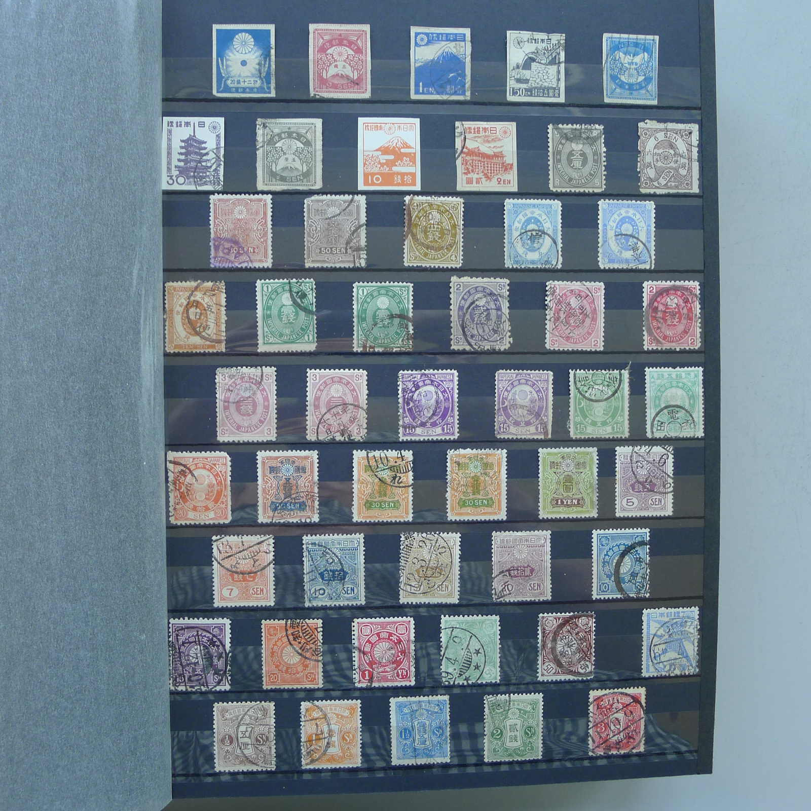 Image 58 for lot number 0004402423 for Luzernerraute Webshop 