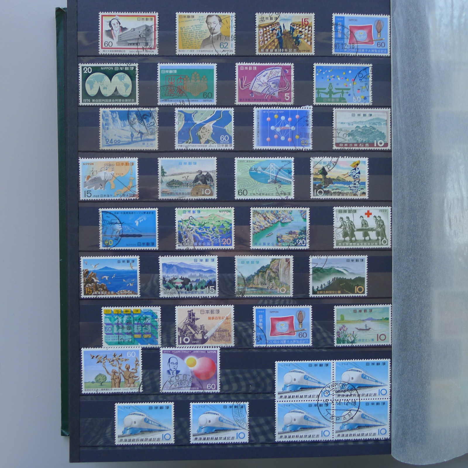 Image 71 for lot number 0004402423 for Luzernerraute Webshop 