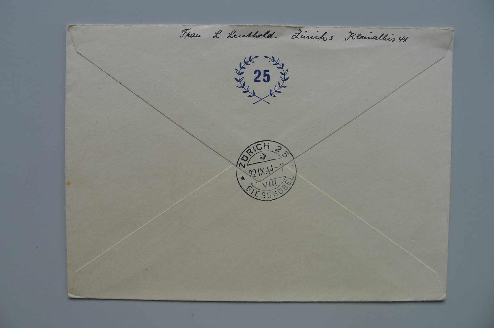 Image 21 for lot number 0004403057 for Luzernerraute Webshop 