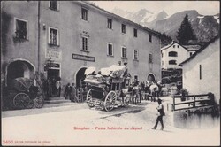 SIMPLON (Hotel de La Post) Postkursche auf Pass vor Hotel, saubere ...