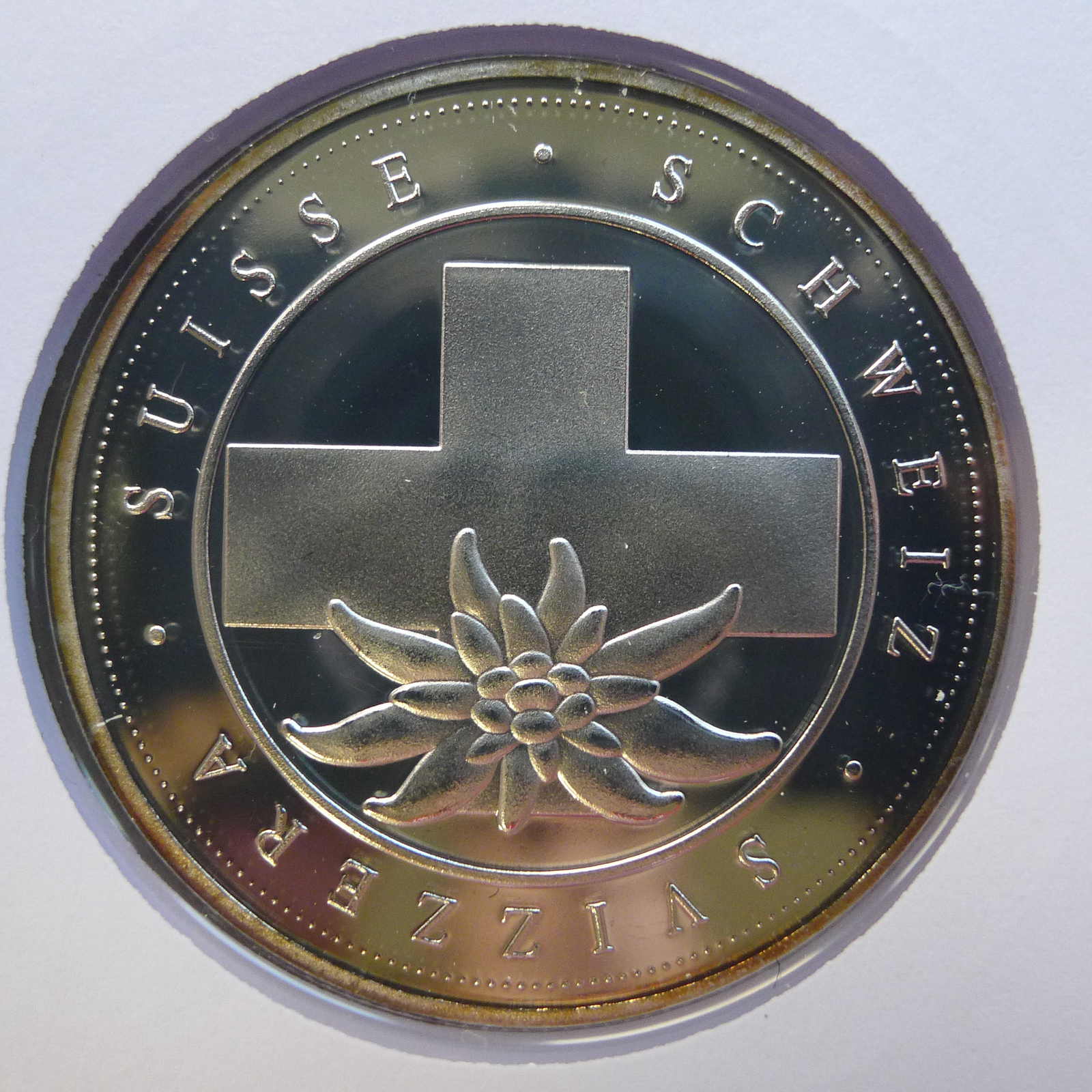 Image 2 for lot number 0006000983 for Luzernerraute Webshop 