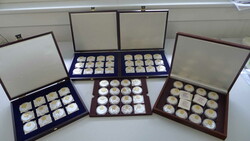 2002-2008, Sammlung "The new european currency" in 4 Kästchen. 60 ...