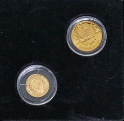 Republic of San Marino OBVERSE OF COINS: Official coat of arms of the ...