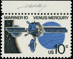 1969/75 - USA: Airmail, 1st man on the moon, 10c with variety ...