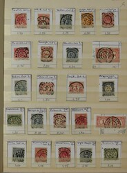 NEDERLAND GROOTRONDSTEMPELS. Insteekboek met 250 stempels met een ...