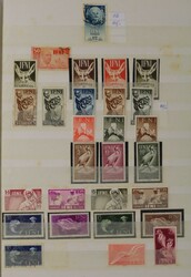 SPAANSE KOLONIËN. Partij in 2 stockboeken, w.bij postfris doch veel ...