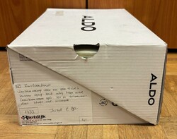 ZWITSERLAND. Verz. van circa 550 FDC's los in doos tussen 1957 en ...