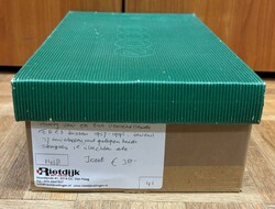 GROENLAND. Schoenendoos met ruim 240 verschillende FDC's tussen 1957 ...