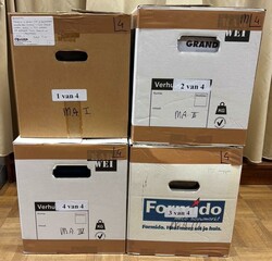 MATERIAAL. Vier dozen met 9 Leuchtturm ringbanden (nieuw) + 15 pakken ...