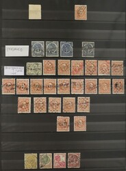 Ned. Indië Stempels. Verz. met vele diverse stempels dwars door ...